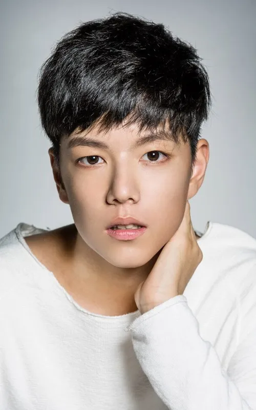 Min Ji-Hyuk