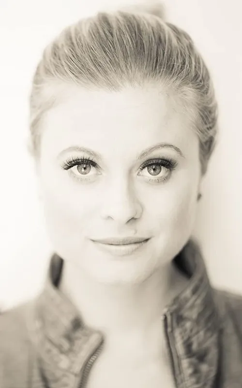 Bonnie Piesse