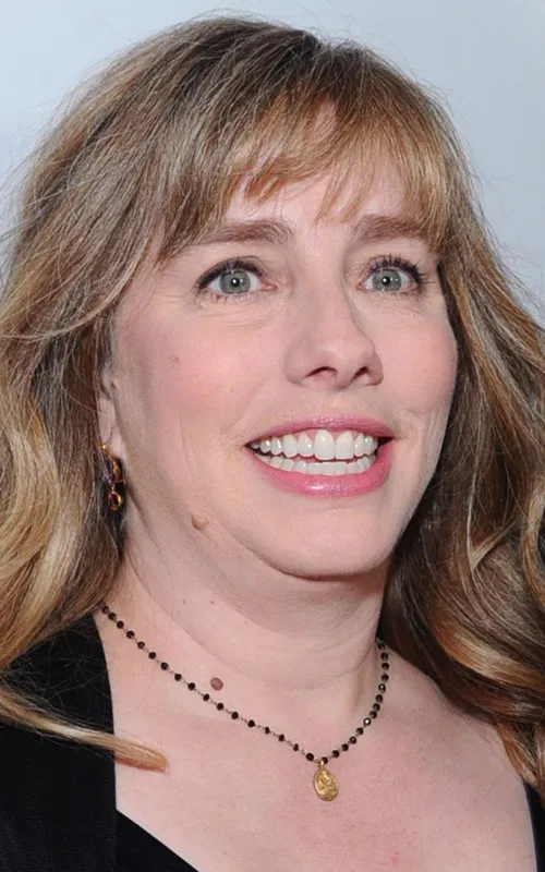 Lisa Roberts Gillan
