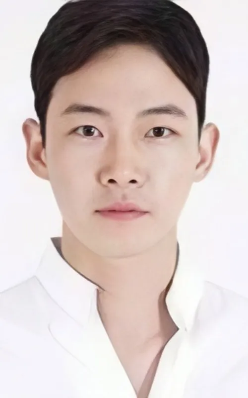Lee Gun-woo