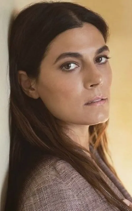 Valeria Solarino
