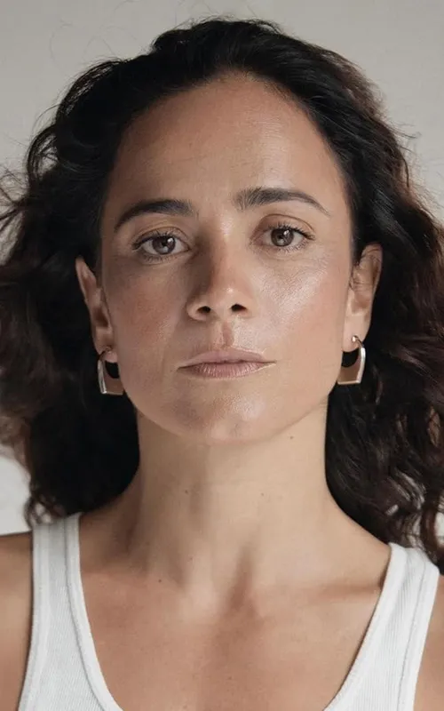 Alice Braga