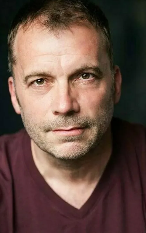 Nicholas Tennant