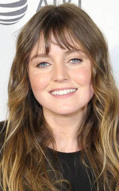 Lorraine Nicholson