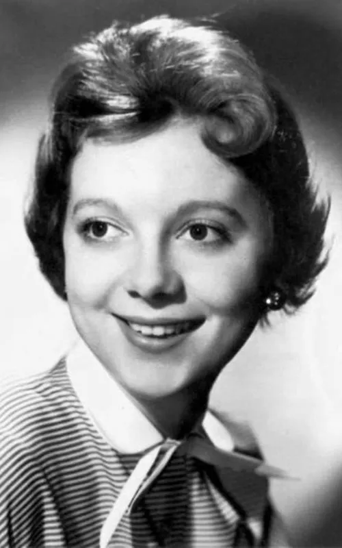 Anna Massey