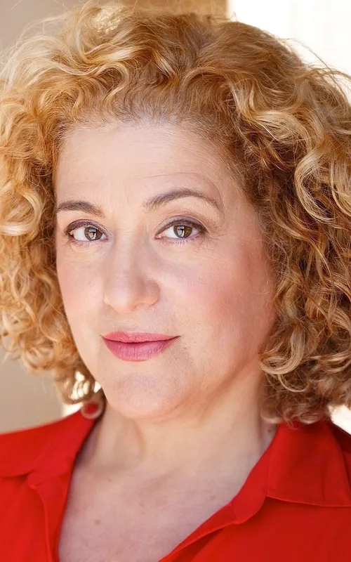 Mary Testa