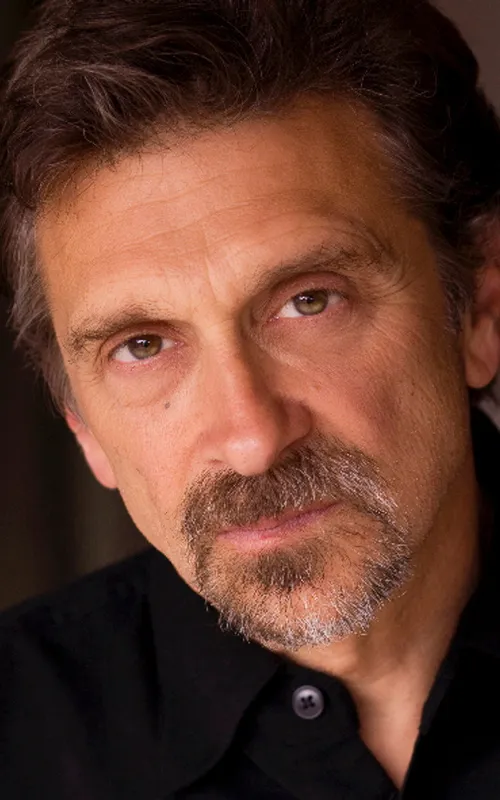 Dennis Boutsikaris