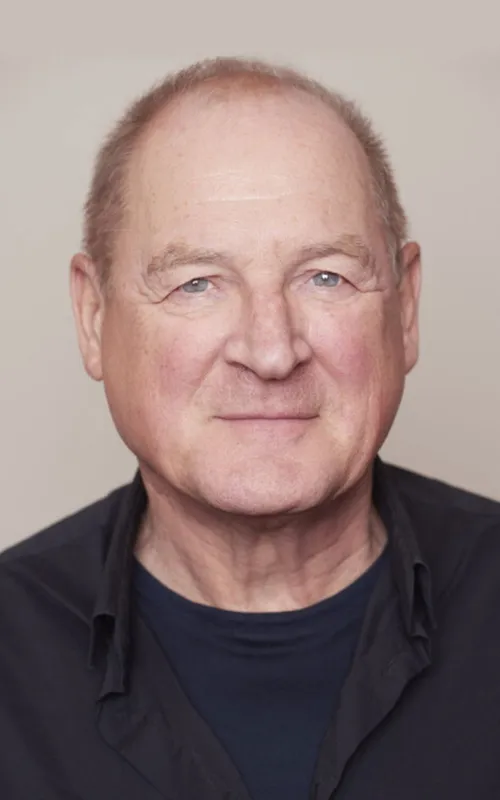 Burghart Klaußner