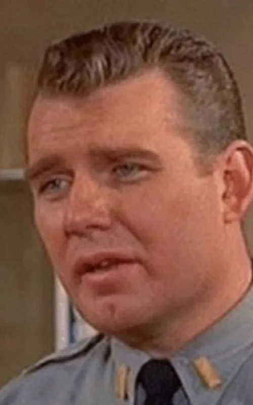 Earl Rowe