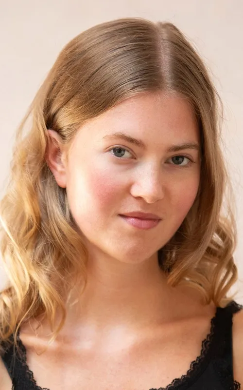 Nina Barnett