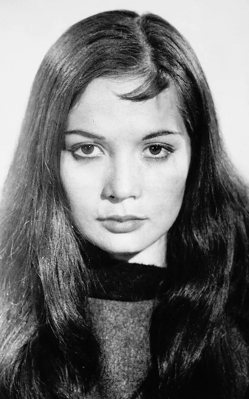 Nancy Kwan