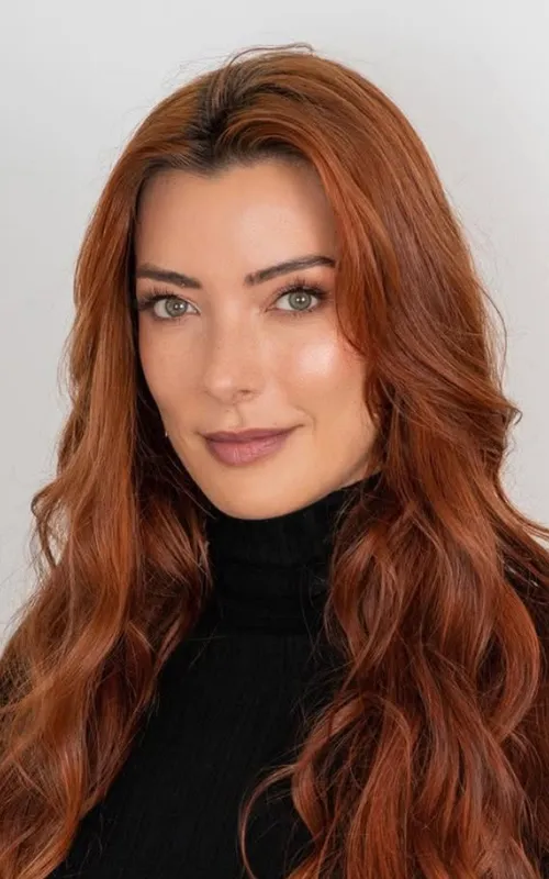 Norma Nivia