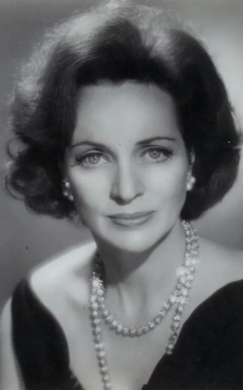 Beatrice Straight