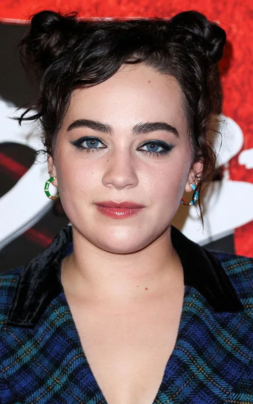 Mary Mouser