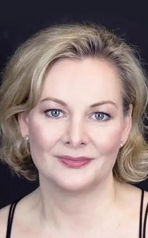 Sara Stewart