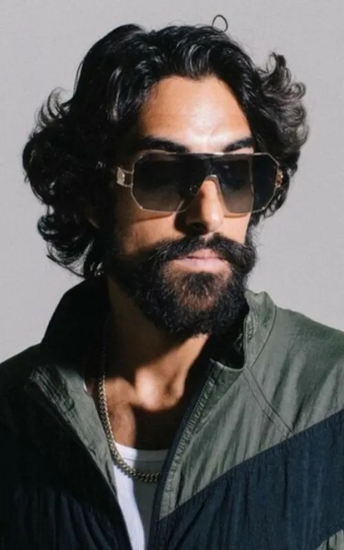 Eman Esfandi