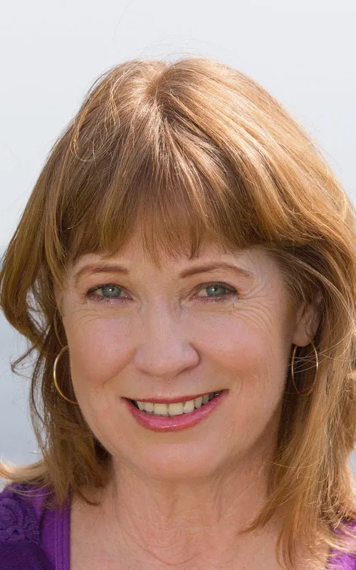 Lois Dellar