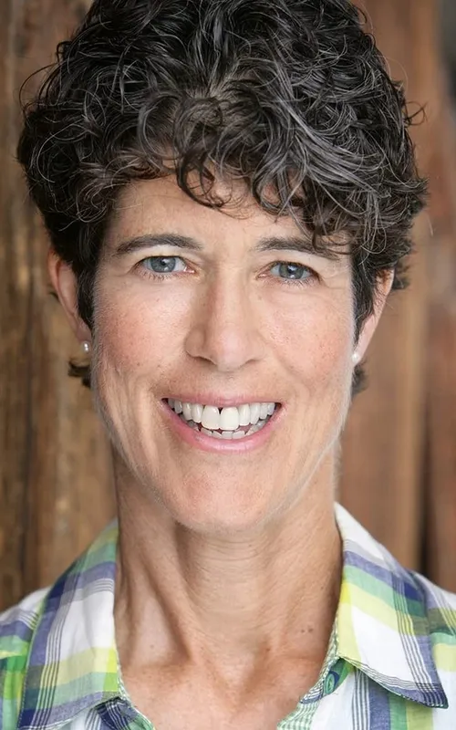 Carrie Gibson