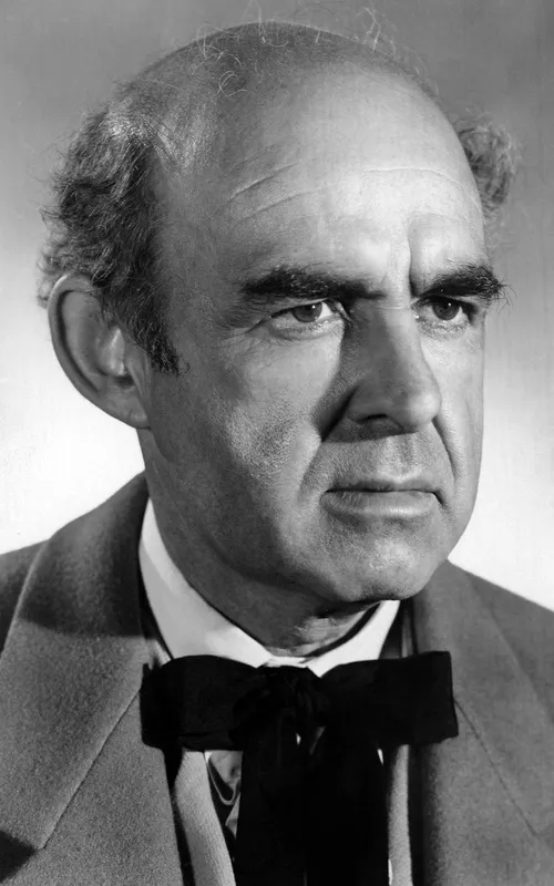 Nestor Paiva