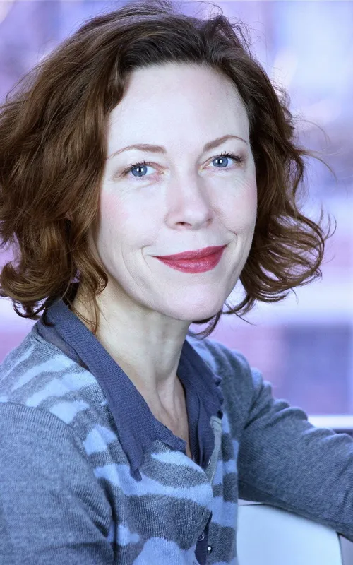 Veanne Cox