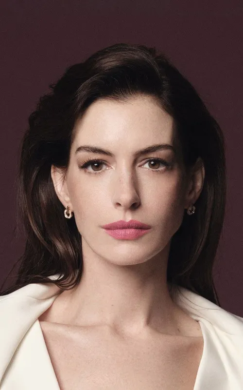 Anne Hathaway