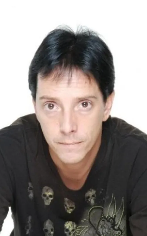 Scott Lyons