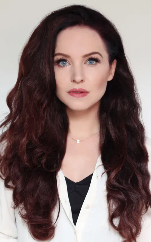 Liesl Ahlers