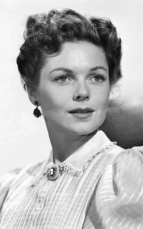 Joyce Mackenzie