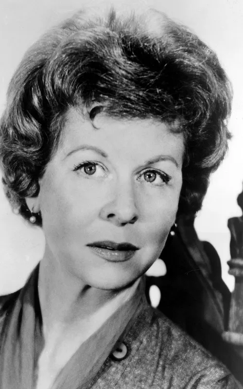 Maxine Stuart