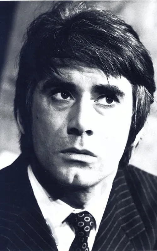 Keith Baxter