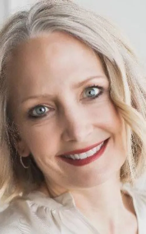Amy Tomlinson