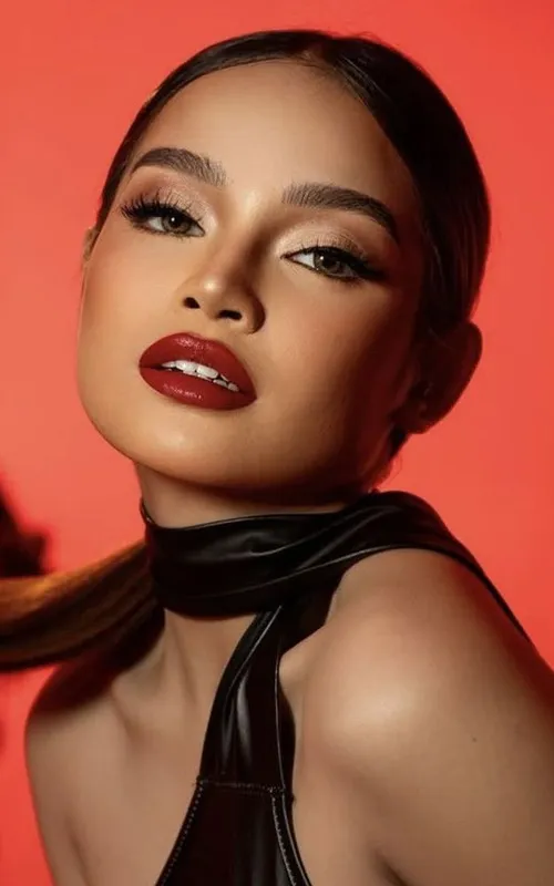 Xyriel Manabat