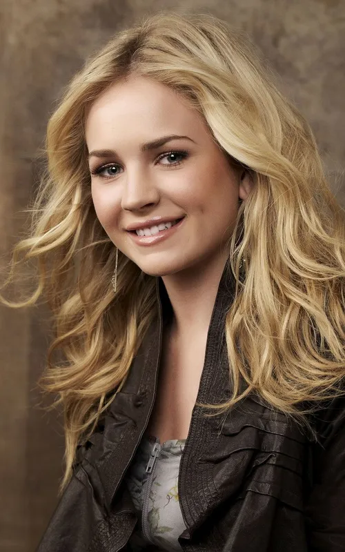 Britt Robertson