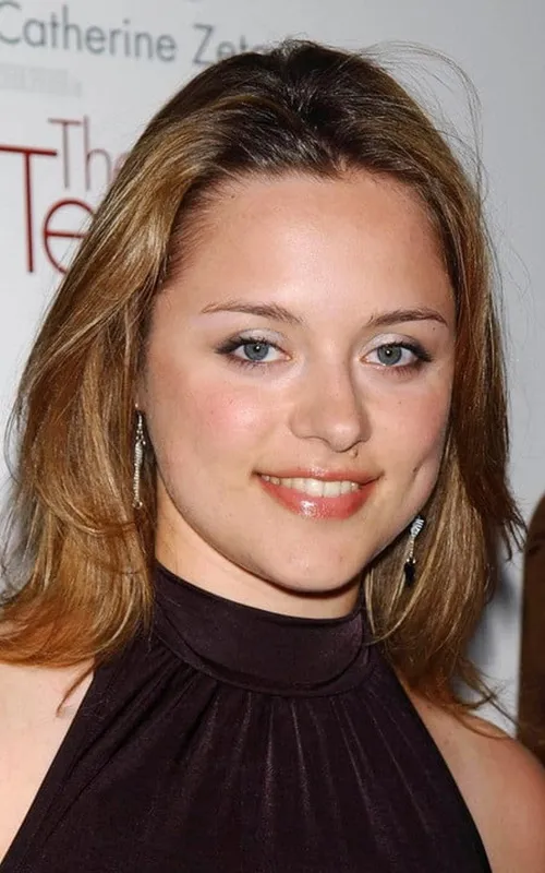 Zoë Tapper