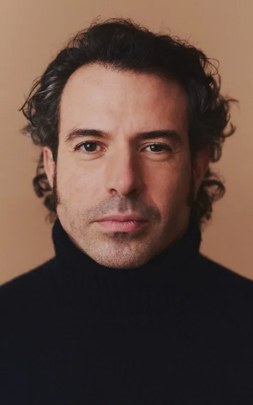 Tom Cullen