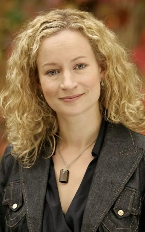Lorraine Pilkington