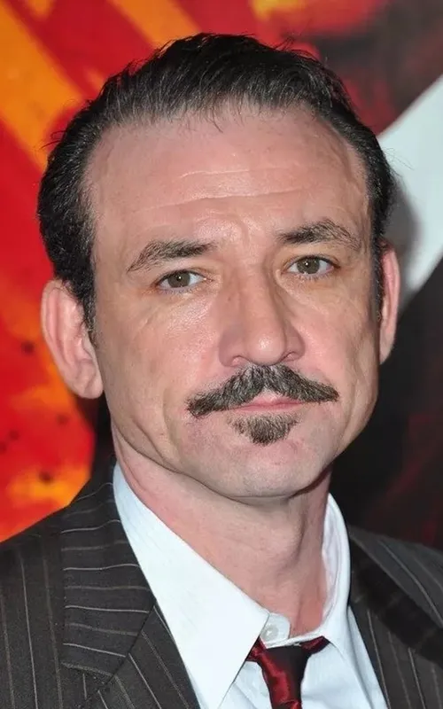 Ritchie Coster