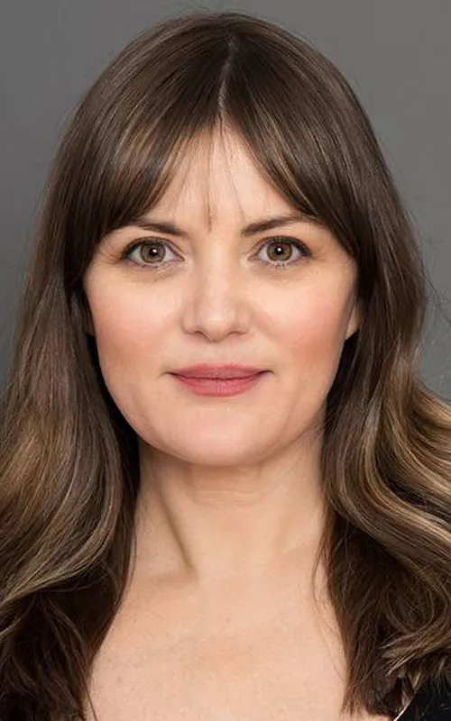 Lara Phillips