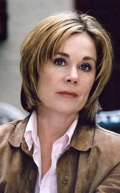 Roxanne Hart
