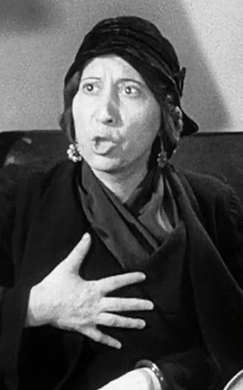 Inez Palange