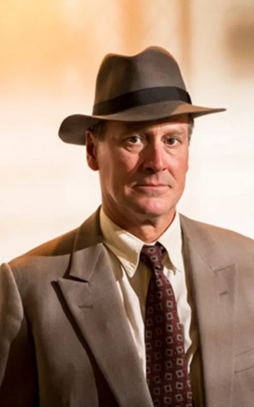 Christopher Bowen