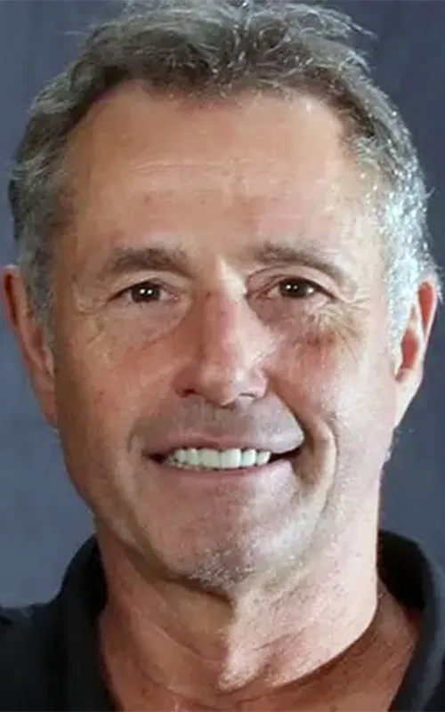 Lewis Smith