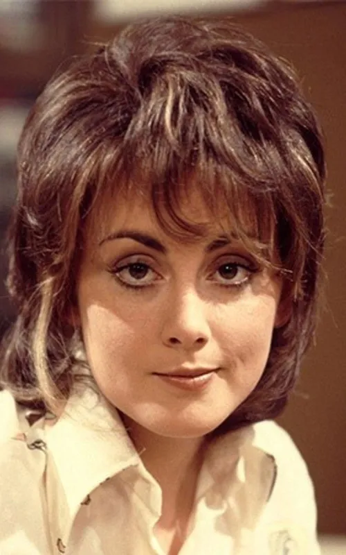 Paula Wilcox