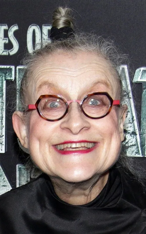 Joyce Robbins