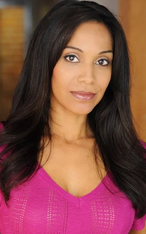 Lucia Walters