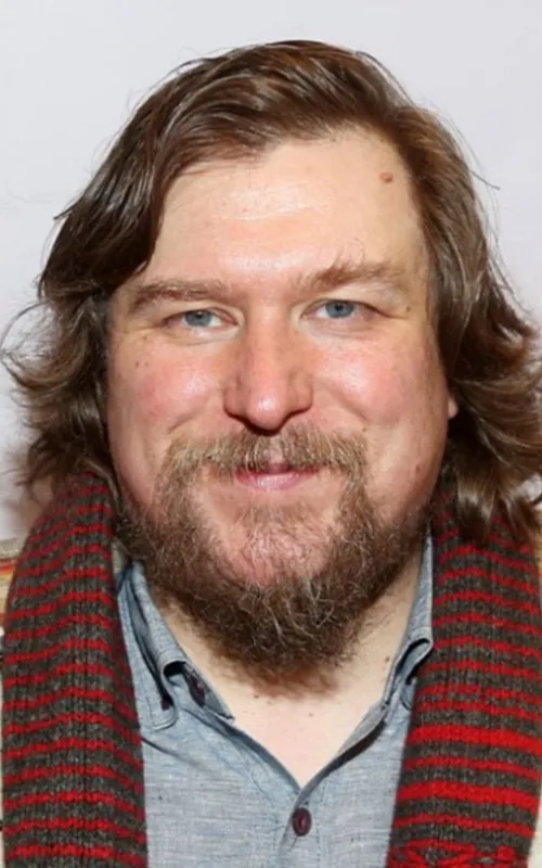 Michael Chernus