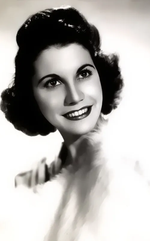 Maxene Andrews