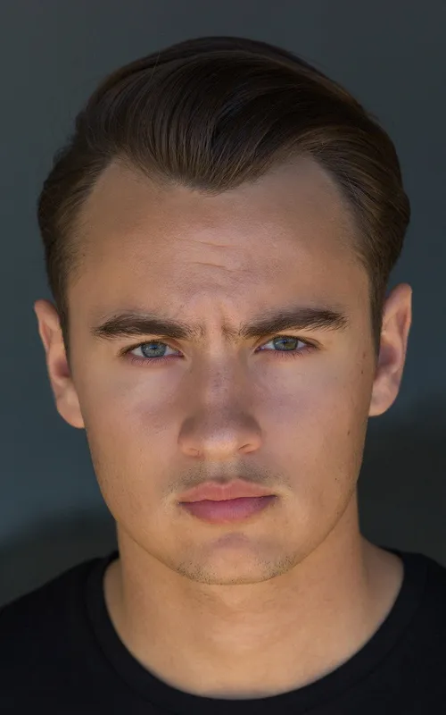 Brandon Thomas Lee