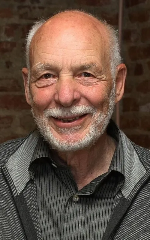 Victor Izay