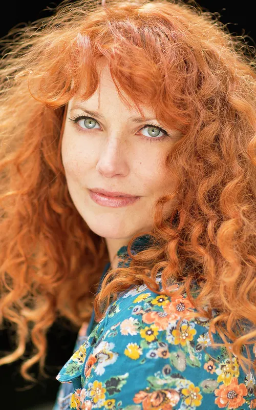 Jo Hart